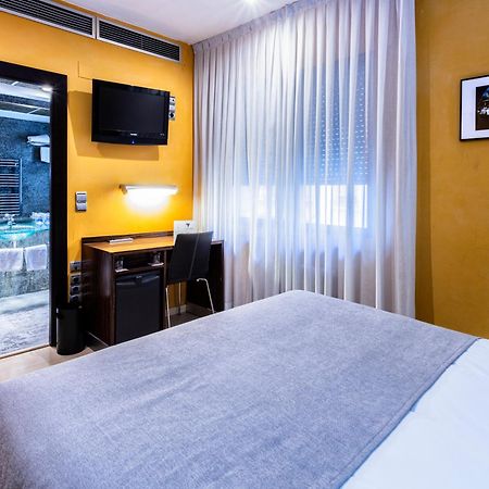 Hotel Gran Via Saragossa Zewnętrze zdjęcie