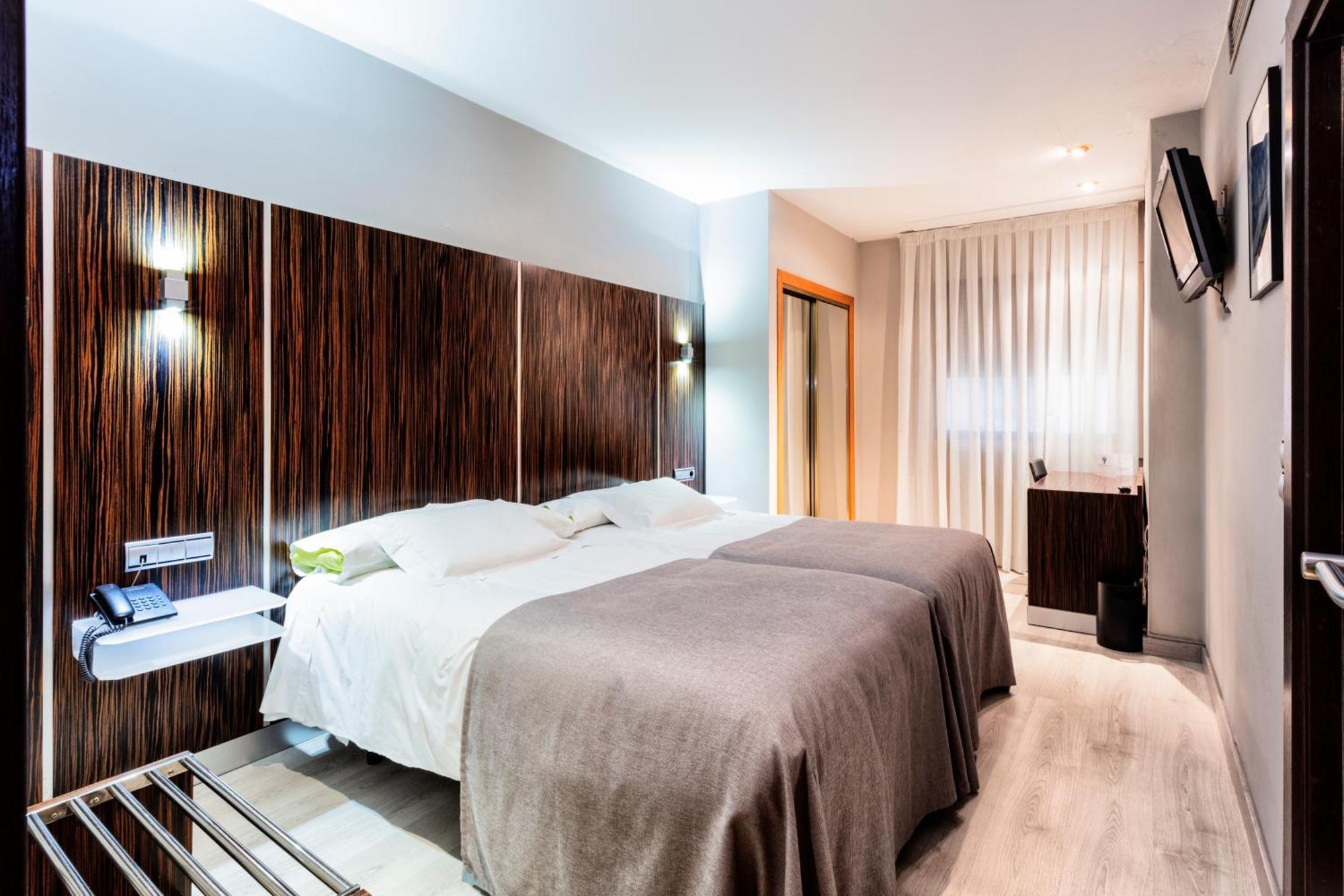 Hotel Gran Via Saragossa Zewnętrze zdjęcie