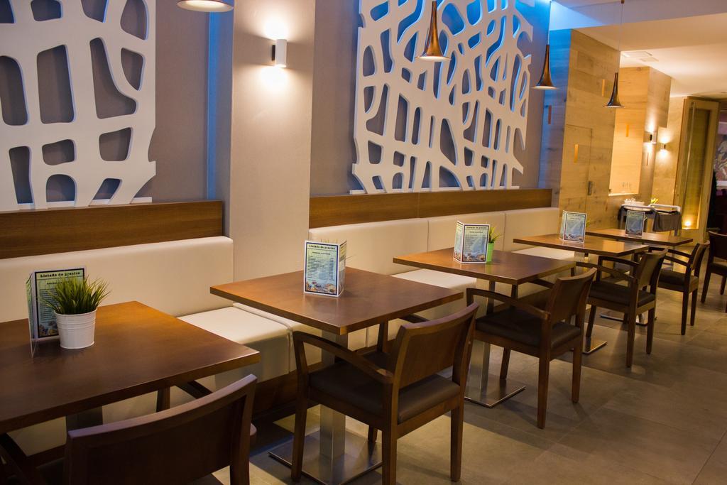 Hotel Gran Via Saragossa Zewnętrze zdjęcie
